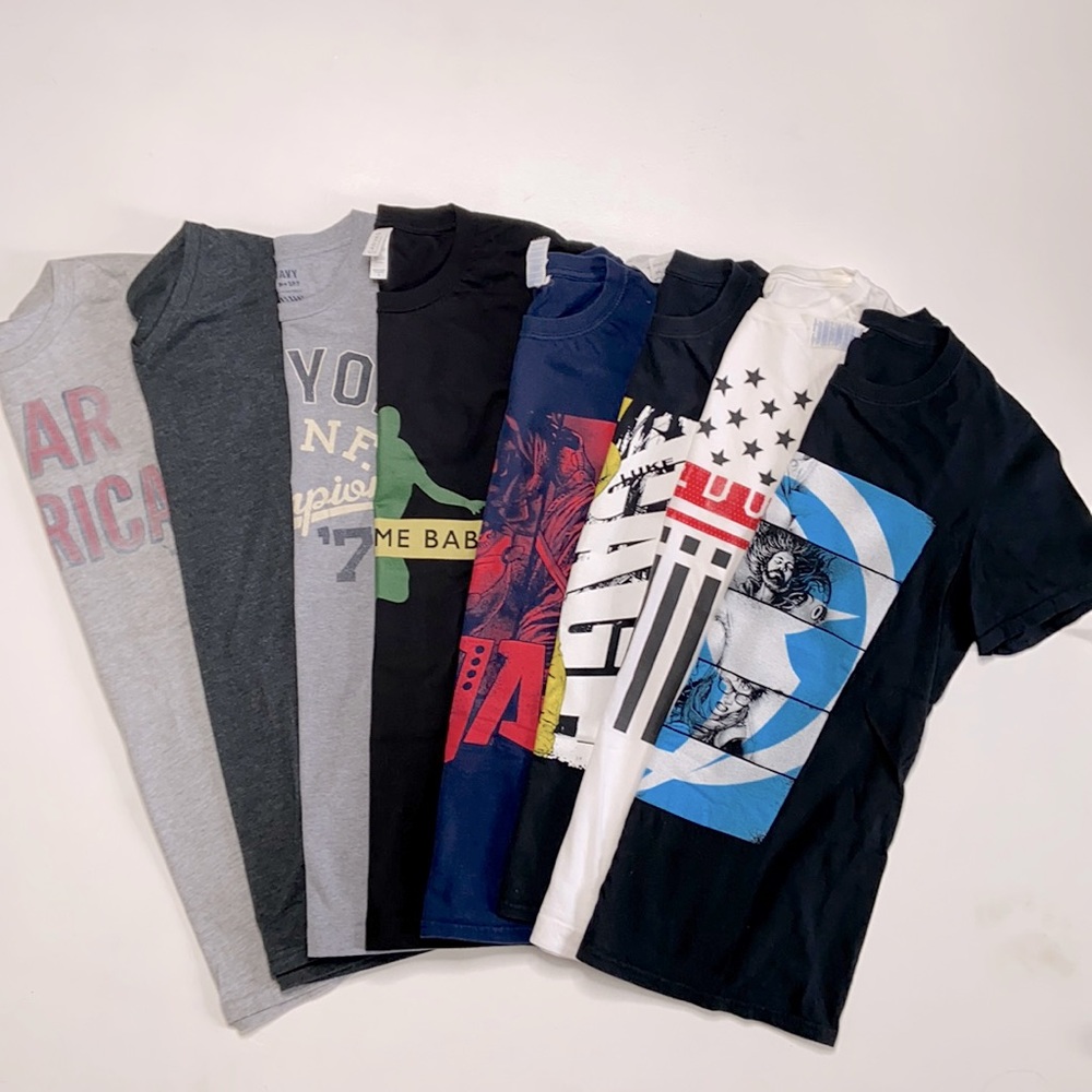 8 Assorted Brand Short Sleeve Tee Shirt Bundle